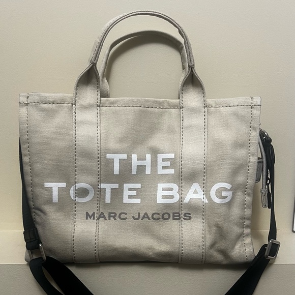 Marc Jacobs Tan Tote Bag - Picture 3 of 3